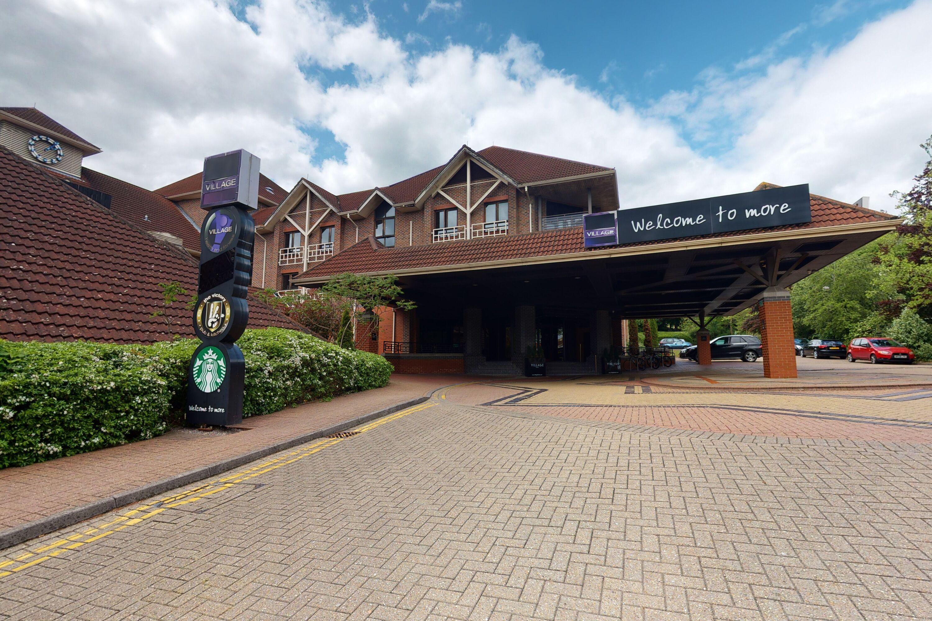 6 Family Hotels Near Coate Water Country Park Worth Booking
