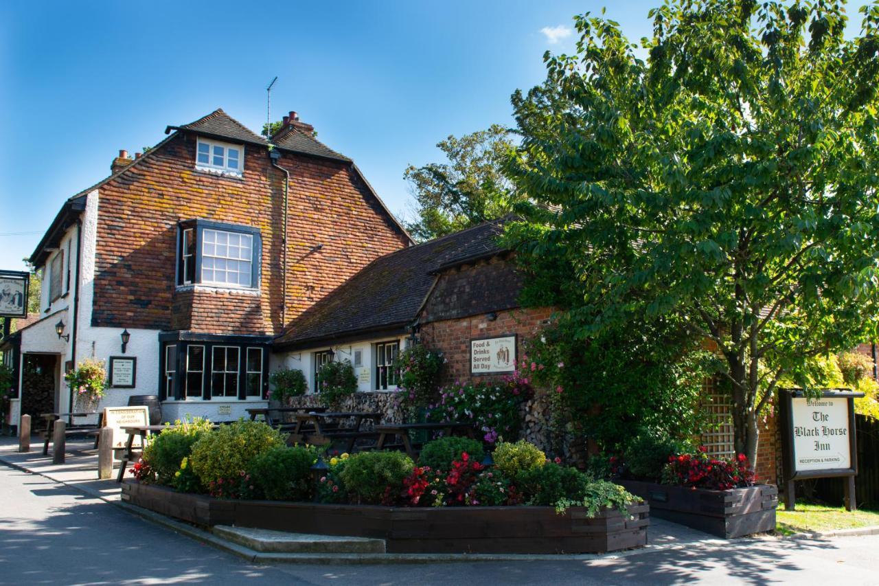 Where to Stay Near Aylesford Church: 5 Family Hotels