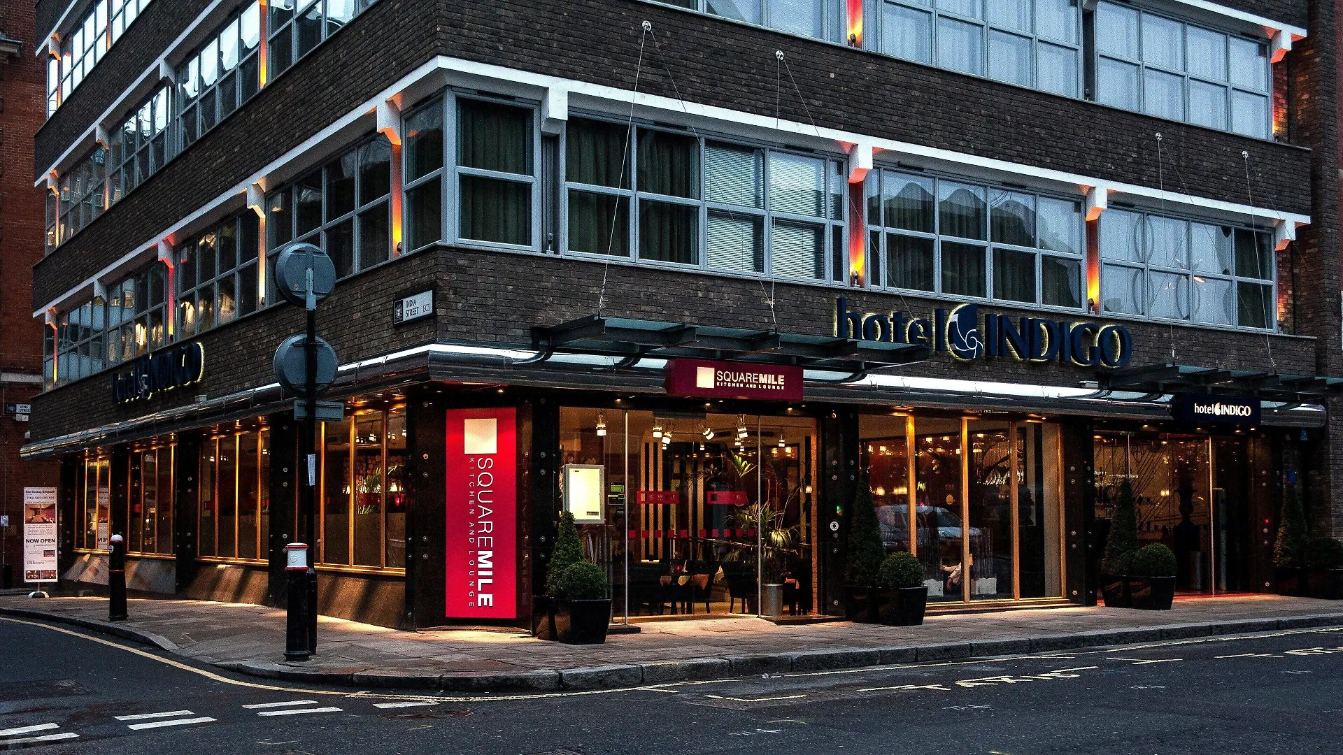 Where to Stay in Marylebone: 2 Romantic Hotels Compared