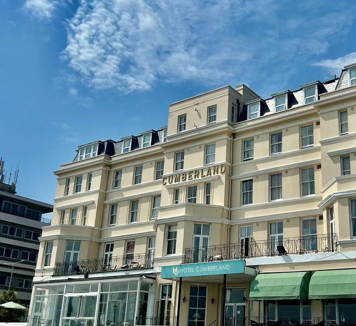 Where to Stay in Eastbourne City Centre: 4 Best Family Hotels