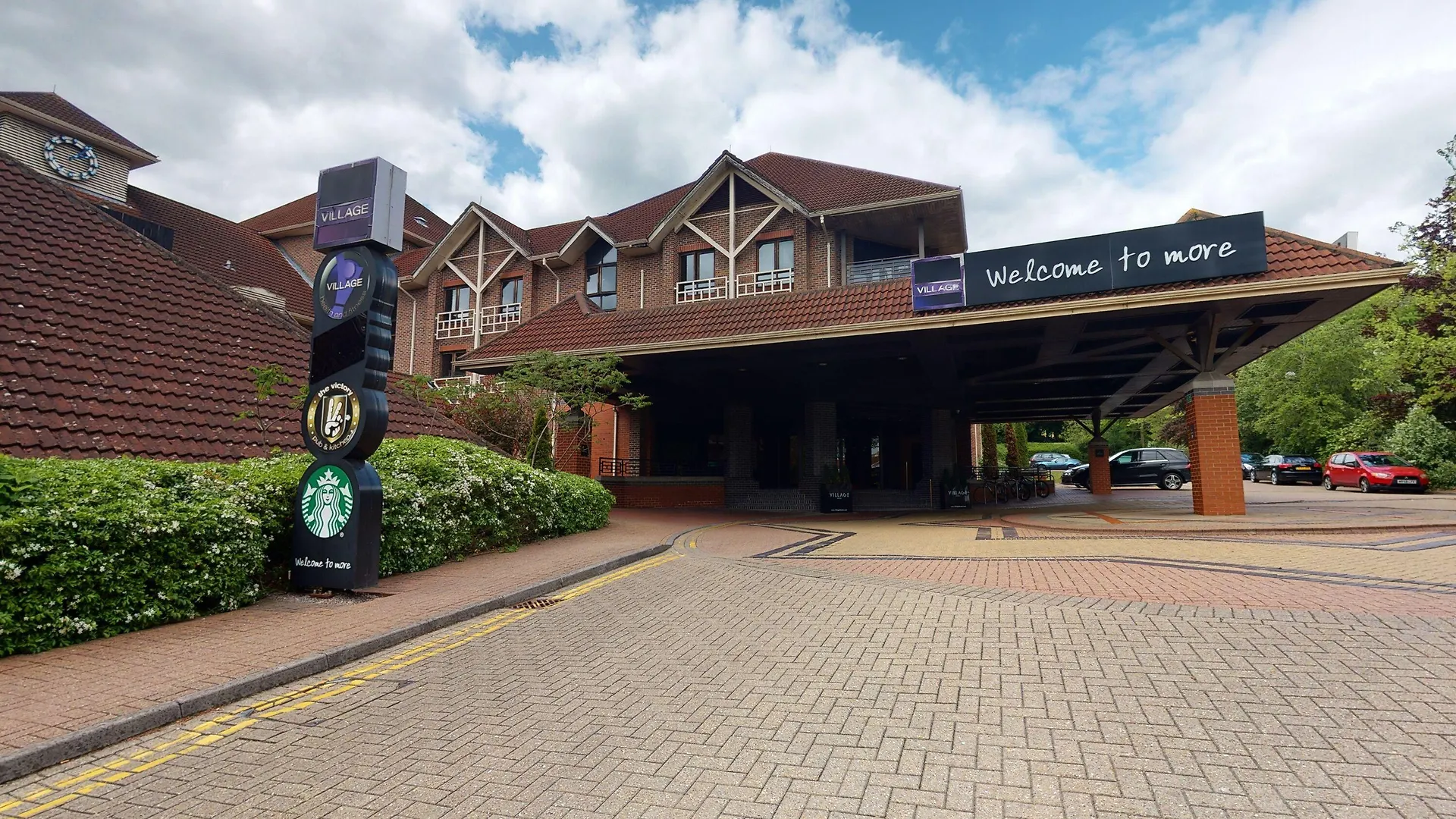 6 Family Hotels Near Coate Water Country Park Worth Booking
