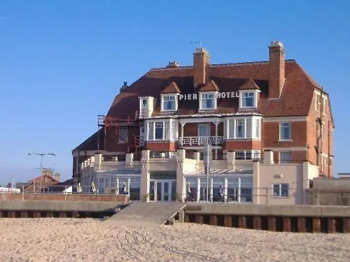 8 Smart Beach Hotels Near Fritton Lake Worth Booking