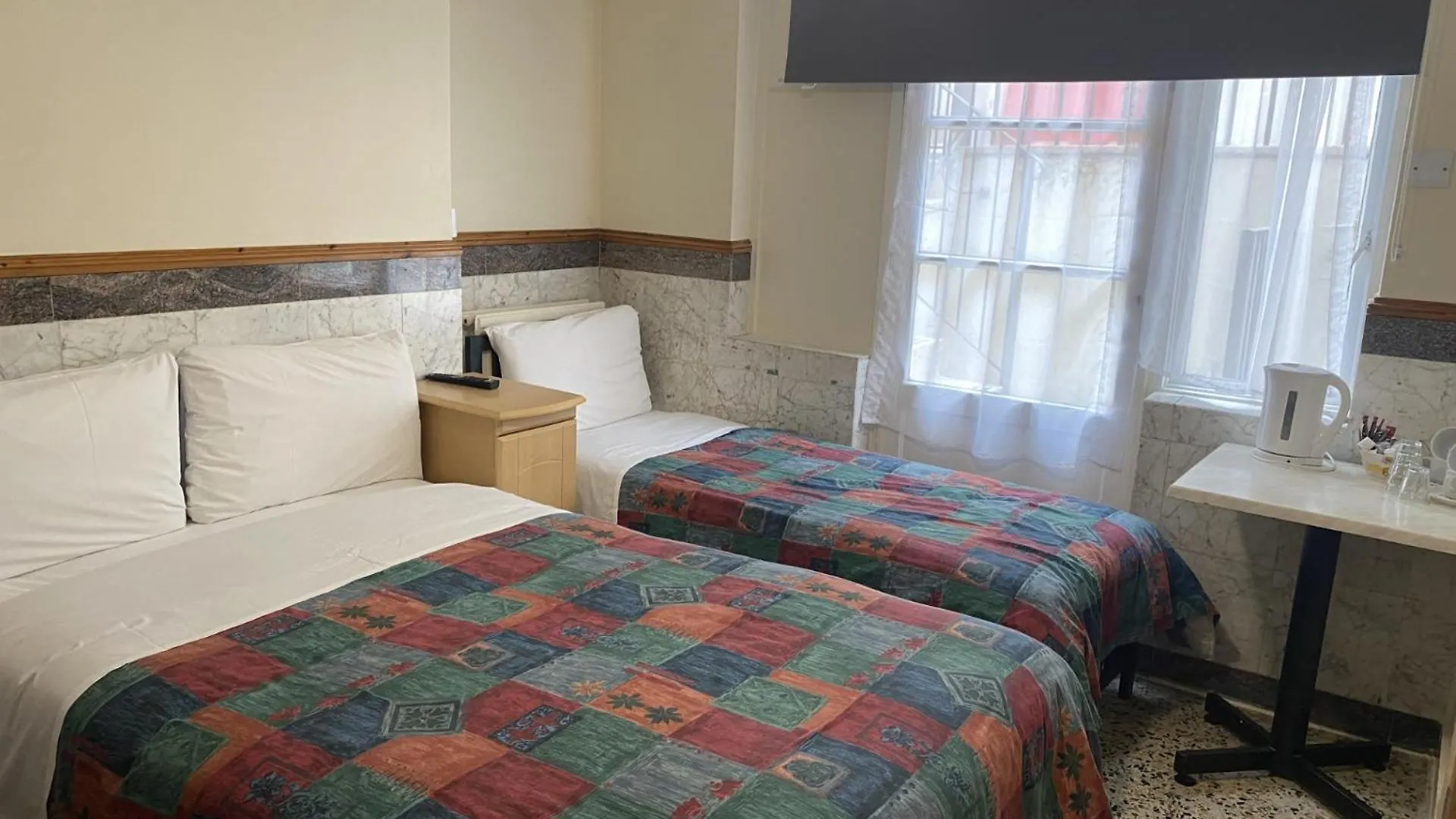 Where to Stay Near King's Cross: 12 Best 2-Star Hotels