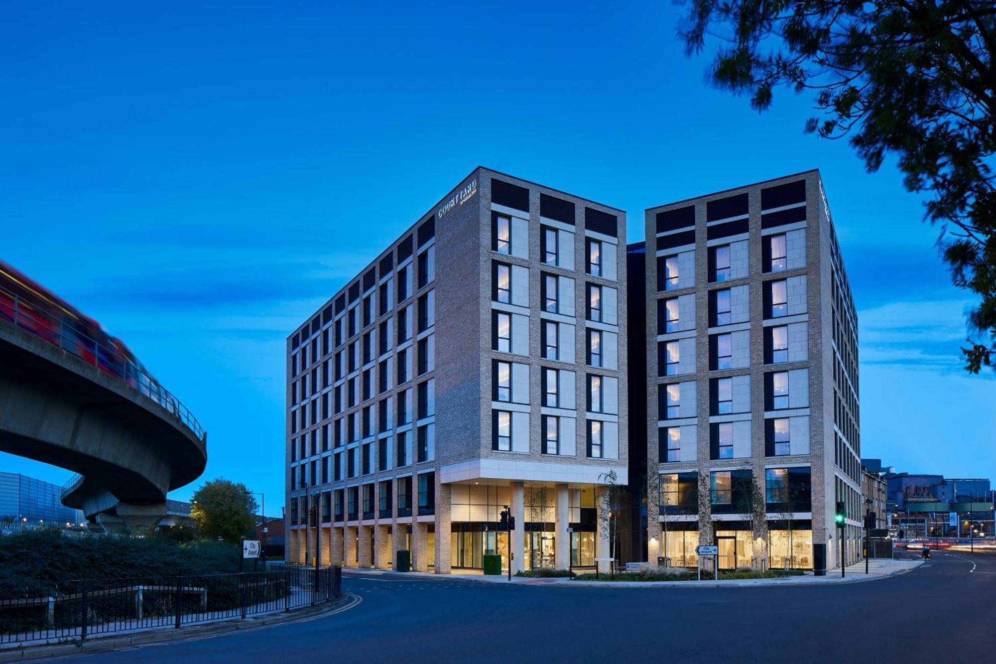 4 Business Hotels in Klotzsche That Deliver on Location
